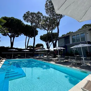 Blue E Aparthotel Lido delle Nazioni